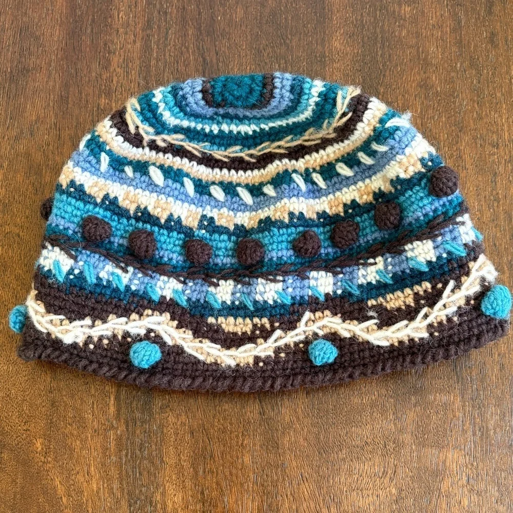 NEWARI ICELANDIC Crocheted Wool Knit Beanie Lined Nepal Blues Browns Women OS